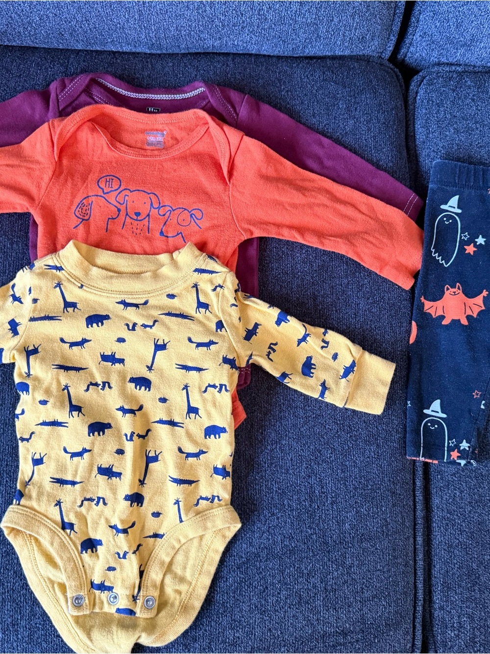 Babies Halloween Long-Sleeve clothes in Mustard, maroon and Orange 0, 3, 6 month